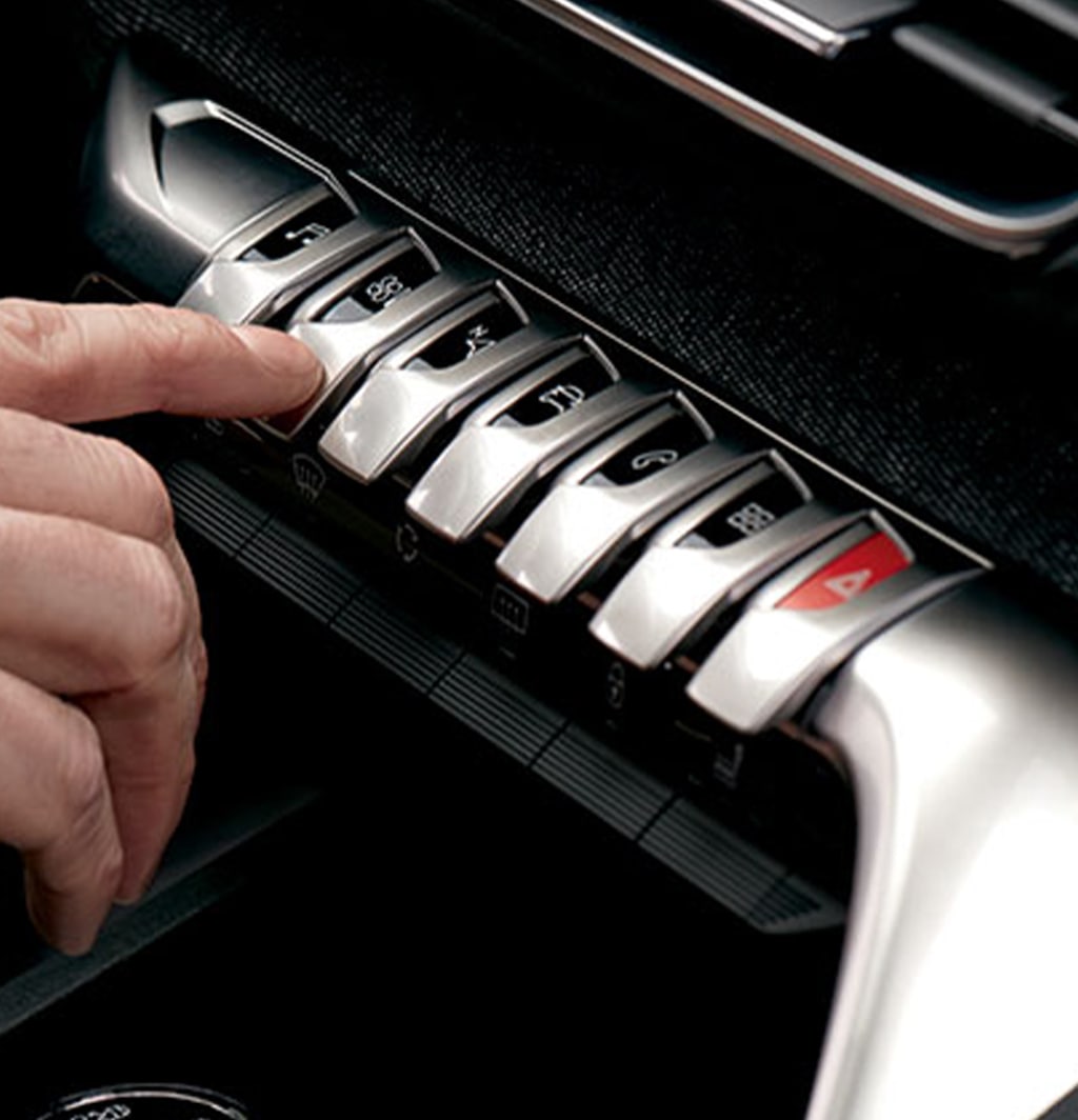 Touches piano PEUGEOT I-COCKPIT®